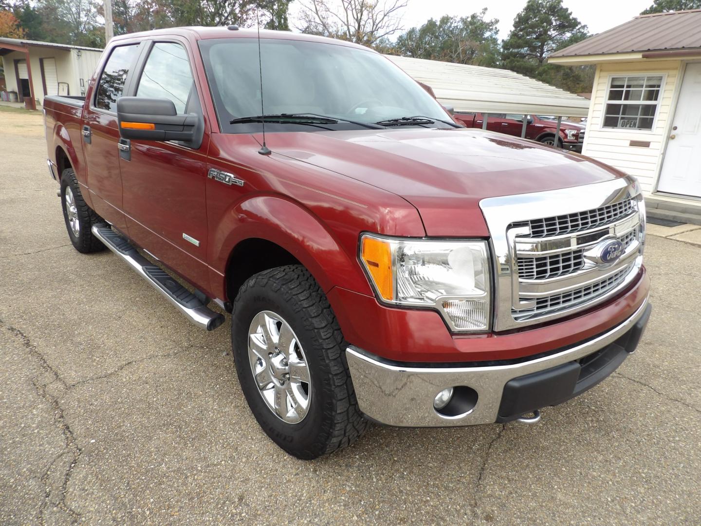 2014 Sunset Pearl /Tan Ford F-150 (1FTFW1ET0EK) , located at 401 First NE, Bearden, AR, 71720, (870) 687-3414, 33.726528, -92.611519 - Photo#28